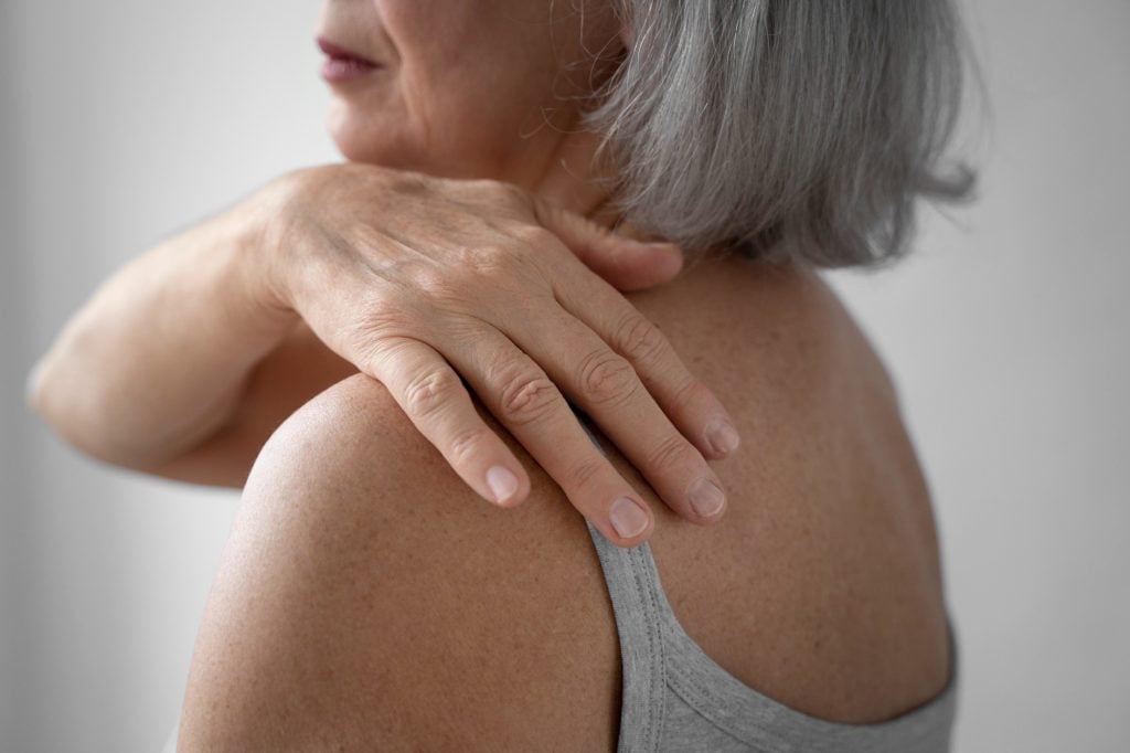 Osteoporose: Imagem de Freepik.