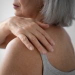 Osteoporose: Imagem de Freepik.